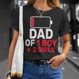 Dad Of 1 Boy And 2 Girls Low Battery Father's Day Dad T-Shirt Gifts for Her
