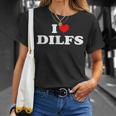 Divertido Me Encantan Los Dilf Me Encantan Los Dilf Red Heart Cool Camiseta unisex Regalos para ella