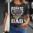 Family Skull Pirate Dad Jolly Roger Crossbones Flag T-Shirt Gifts for Her