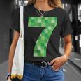 Green Pixel Number 7 7Th Birthday Gamer Number 7 T-Shirt Gifts for Her