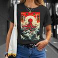Japanese Octopus Waves Sun Japan Anime Travel Souvenir T-Shirt Gifts for Her