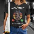 Mein Pferd Ruft An Und Ich Muss Los Reiterin Reiten Pferde German T-Shirt Geschenke für Sie