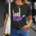 Nonbinary Ich Liebe Dich Hand Sign Language Enby Nb Pride Flag T-Shirt Geschenke für Sie