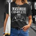 Regalo De 8 Años De Aniversario Para Pareja Nivel 8 Completo Camiseta unisex Regalos para ella