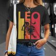 Retro Leo Zodiac Sign July August Birthday Vintage Leo T-Shirt Gifts for Her