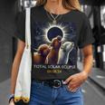Scottish Highland Cow Howling At Total Solar Eclipse 2024 T-Shirt Gifts for Her