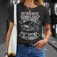 Unterschätze nie Alte auf Motorrad, Opa Biker T-Shirt in Schwarz Geschenke für Sie