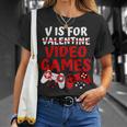 V Is For Video Games Valentines Day Gamer Boy Men T-Shirt Gifts for Her