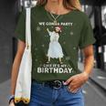 Christmas Jesus Dancing We Gonna Party Like It's My Birthday T-Shirt Gifts for Her