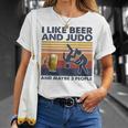 I Like Beer And Judo And Maybe 3 People Retro Vintage T-Shirt Gifts for Her