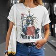 Girl Party In The Usa Cocktail Statue Of Liberty T-Shirt Gifts for Her