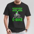 Älterer Mann mit E-Bike Schwarzes T-Shirt, Radfahrer Motiv Lustige Geschenke
