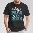 Damen New Dad Promoted To Papa Est 2024 Schwangerschaftsankündigung Mit-Ausschnitt T-Shirt Lustige Geschenke