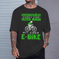 Älterer Mann mit E-Bike Schwarzes T-Shirt, Radfahrer Motiv Geschenke für Ihn