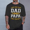 Damen Ich Habe Zwei Titel Papa Und Papa Lustigeratertag Papa Mit-Ausschnitt T-Shirt Geschenke für Ihn