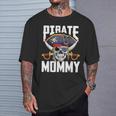 Family Skull Pirate Mommy Jolly Roger Crossbones Flag T-Shirt Gifts for Him