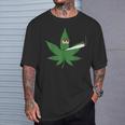 Cannabis Kiffer Leaf Joint Amsterdam Tourist T-Shirt Geschenke für Ihn
