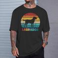 Retro Labrador Silhouette T-Shirt im Sonnenuntergang Design Geschenke für Ihn