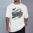 Celebrar La Diversidad Tipos De Regalos De Ballenas Para Los Amantes De Las Ballenas Camiseta unisex Regalos para él