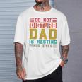 Don't Distortion Papa Ruht Seine Augen Gray T-Shirt Geschenke für Ihn