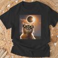 America Totality 04 08 24 Solar Eclipse 2024 Cat Selfie T-Shirt Gifts for Old Men