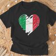 Bandera Italiana Con Diseño De Corazón Con Texto En Inglés Proud To Be Italian I Love Ital Camiseta unisex Regalos para ancianos