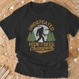 Bigfoot Hide And Seek Champion Sasquatch Stuff Men T-Shirt Gifts for Old Men