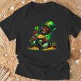 Black African American Leprechaun Saint Patrick's Day T-Shirt Gifts for Old Men