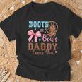 Boots Or Bows Gender Reveal Decorations Daddy Loves You T-Shirt Gifts for Old Men