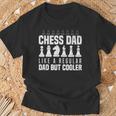 Chess Papa Wie Ein Normalerater Aber Coolater Großmeister T-Shirt Geschenke für alte Männer