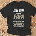 Damenatertag Stolzer-Papa -Om Großartigen Sohn Bekommen Mit-Ausschnitt T-Shirt Geschenke für alte Männer