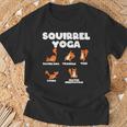 Eichhörnchen Yoga Lustiges Pose Illustration Schwarz T-Shirt Geschenke für alte Männer