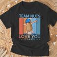 Gender Reveal Team Nuts Team Boy Retro Vintage T-Shirt Geschenke für alte Männer