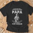 Ich Bin Ein Feuerwehr Papa Wie Ein Normaler Papa Nur German T-Shirt Geschenke für alte Männer