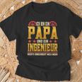 Ich Bin Papa Und Ein Ingenieur Nichts Erschrechrechmich Mehr T-Shirt Geschenke für alte Männer