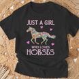 Just A Girl Who Loves Horses Horse Riding Girls Women T-Shirt Gifts for Old Men