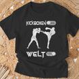 Kickboxing An Welt Aus Martial Arts Kickboxing S T-Shirt Geschenke für alte Männer