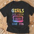 Retro Girls Just Wanna Have Fun Nostalgia 1980S 80'S T-Shirt Gifts for Old Men