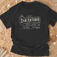San Antonio Tx Vintage Victorian Style Home City Distressed T-Shirt Gifts for Old Men