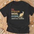 Sie Stellen Wohl Gerne Unnecessary Fragen Retro Kangaroo S T-Shirt Geschenke für alte Männer