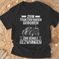 Tractor Zum Traktor Fahren Geboren Zur Schule Gezwungen Tractor T-Shirt Geschenke für alte Männer