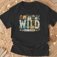 Wild About Reading Bookworm Book Reader Zoo Animals T-Shirt Gifts for Old Men