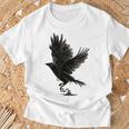 Cuervo Pájaro Cuervo Tatuaje Camiseta unisex Regalos para ancianos