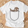 De Nutria De Bolsillo Como Una Nutria Dulce Camiseta unisex Regalos para ancianos