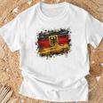 Vintage Deutsch Banner Fan Deutschland Flagge Retro Kunst T-Shirt Geschenke für alte Männer