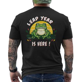 Leap Year Birthday Feb 29Th 2024 Leap Day Frog Men's T-shirt Back Print - Monsterry