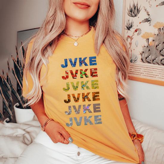JVKE Tシャツ Butterfly White Tee サイズ L Jvke Colourful And Butterfly Vintage Retro Women's Oversized